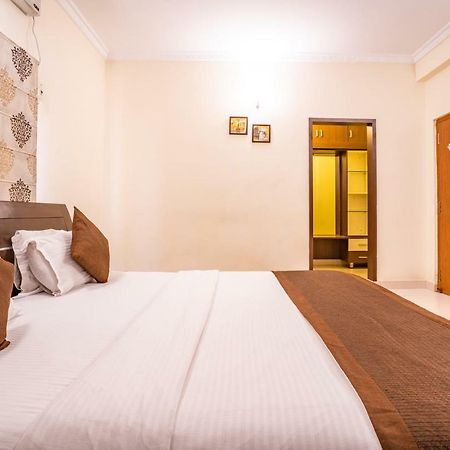 Blueberry Service Apartments Hyderabad Exteriör bild