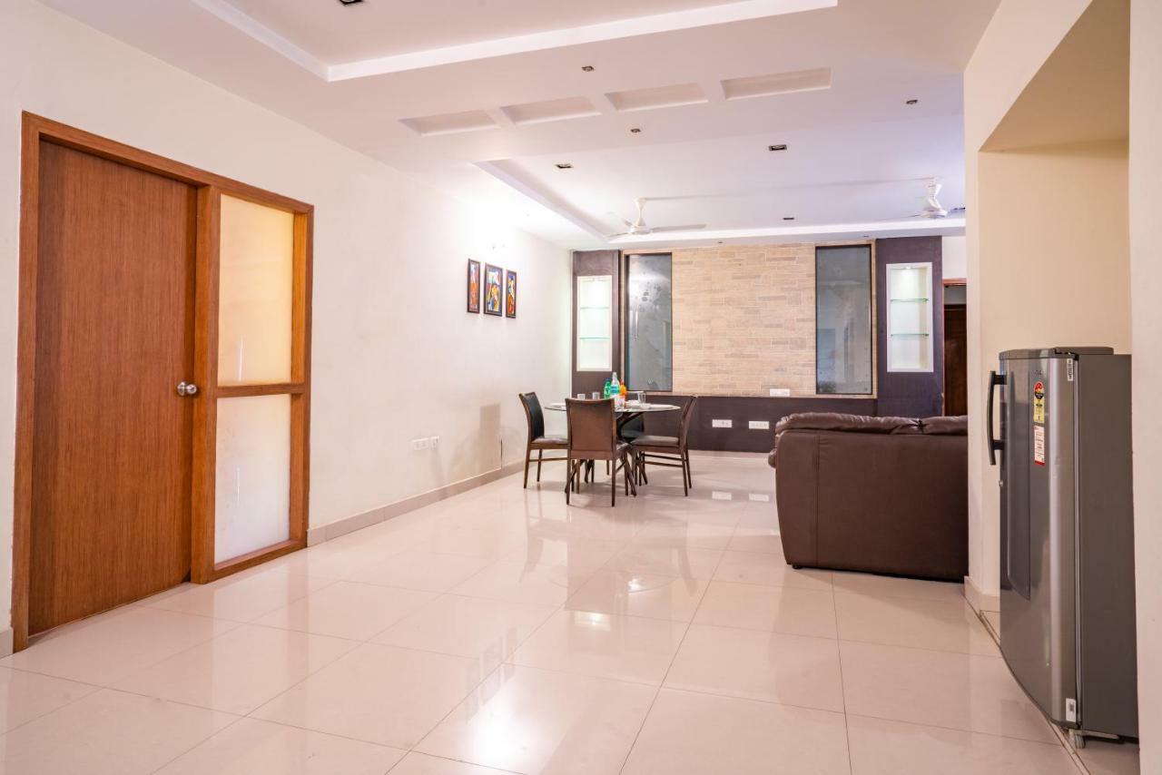 Blueberry Service Apartments Hyderabad Exteriör bild