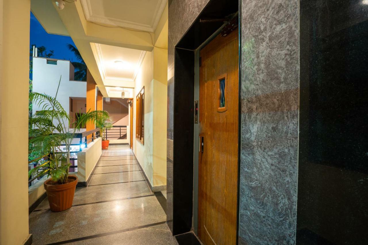 Blueberry Service Apartments Hyderabad Exteriör bild