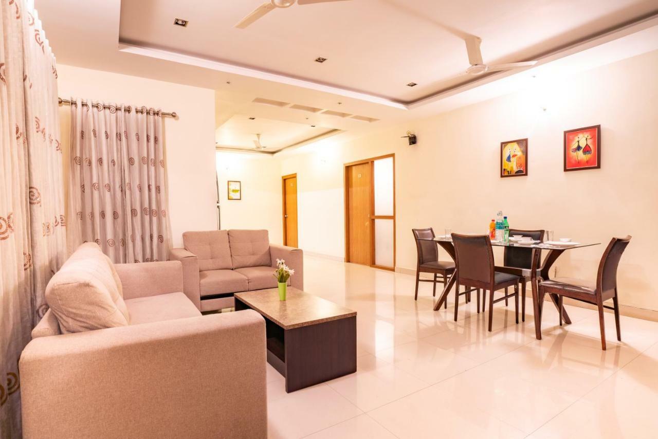 Blueberry Service Apartments Hyderabad Exteriör bild