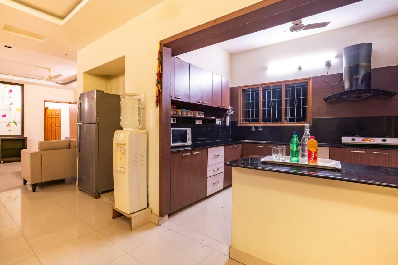Blueberry Service Apartments Hyderabad Exteriör bild