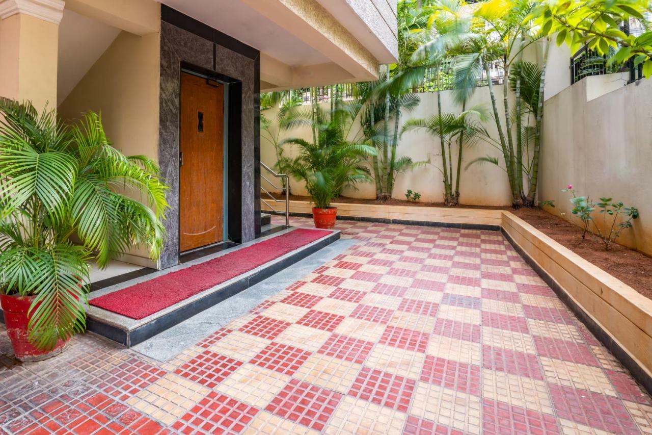 Blueberry Service Apartments Hyderabad Exteriör bild